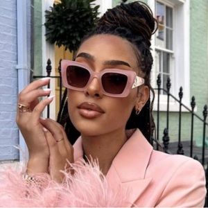 NWT BURBERRY Pink Sunglasses. Comes with Box and all packaging
